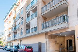 Local commercial  C/ callejón de olcina. Solvia inmobiliaria  locales lorca