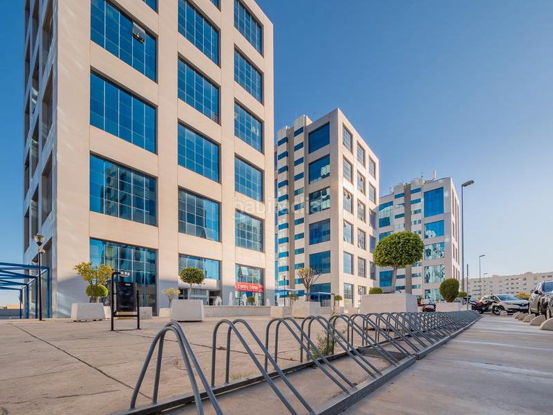 Foto 6e36734f-e1bf-40ad-960d-f5ccd81b72d6. Oficina a San Jerónimo - La Bachillera Sevilla