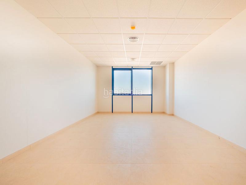 Foto 999a2bb6-9449-4e36-8e84-3eaf16092d7d. Oficina a San Jerónimo - La Bachillera Sevilla