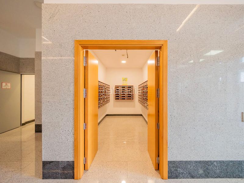 Foto c402a841-3ecf-4ae6-a16d-f4a2a1b6ea06. Oficina a San Jerónimo - La Bachillera Sevilla