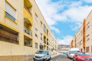 Etagenwohnung  C/ río jándula. Solvia inmobiliaria  piso vícar