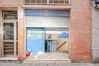 Local Comercial en C/ progres. Solvia inmobiliaria - locales hospitalet de llobregat (el)