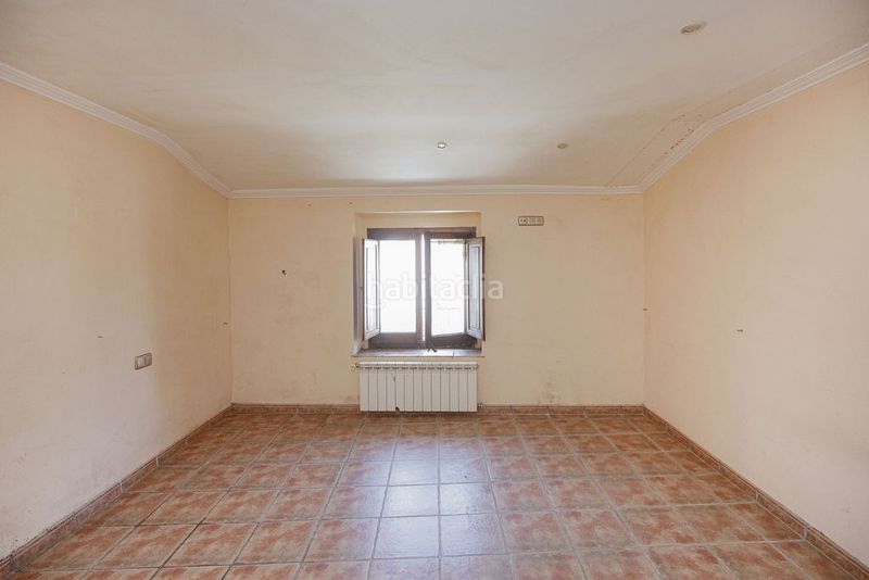 Foto a454d3e2-6bd5-4abe-a7b7-ac1b9c33ad13. Duplex con riscaldamento in Mieres