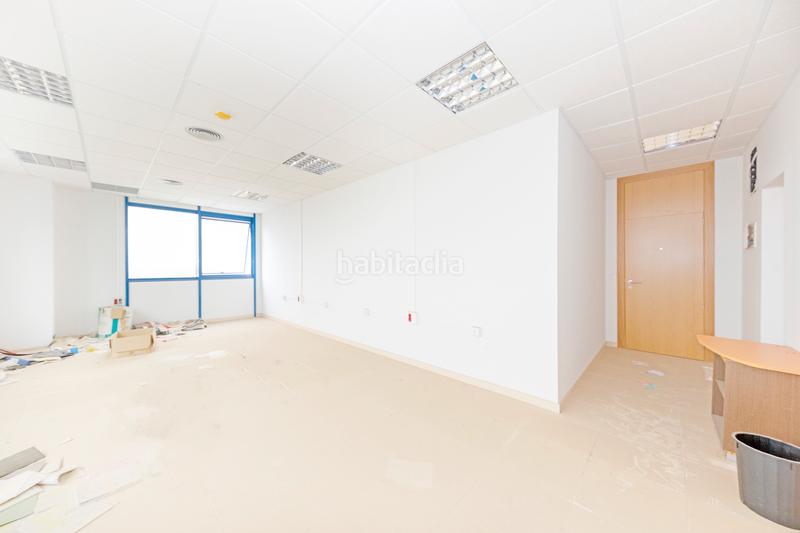 Foto 399d05bd-8692-4a78-8b10-04ec84183dc6. Office space in San Jerónimo - La Bachillera Sevilla