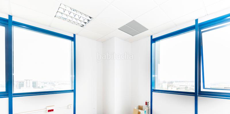 Foto 78557ab4-4b9a-478a-b06e-fed53fa879d1. Office space in San Jerónimo - La Bachillera Sevilla