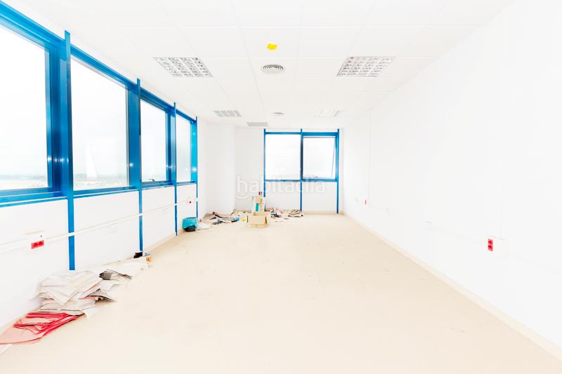 Foto 83b0abf0-00d4-40e1-9c9b-e29233e45eca. Office space in San Jerónimo - La Bachillera Sevilla