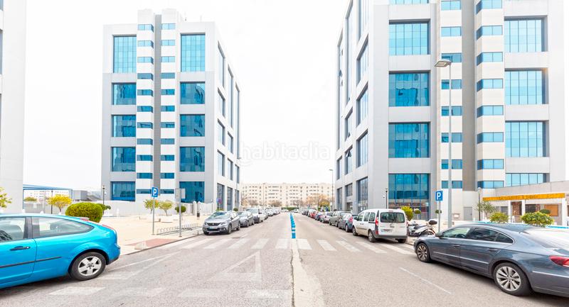 Foto 8dffff37-9b3b-4a3d-9179-04684e0c2daa. Office space in San Jerónimo - La Bachillera Sevilla