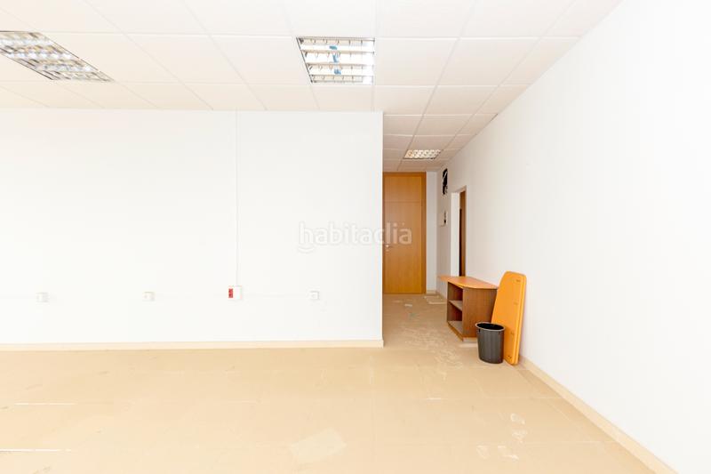 Foto aa256b3d-98bb-4c4b-aada-b461b0d77561. Office space in San Jerónimo - La Bachillera Sevilla