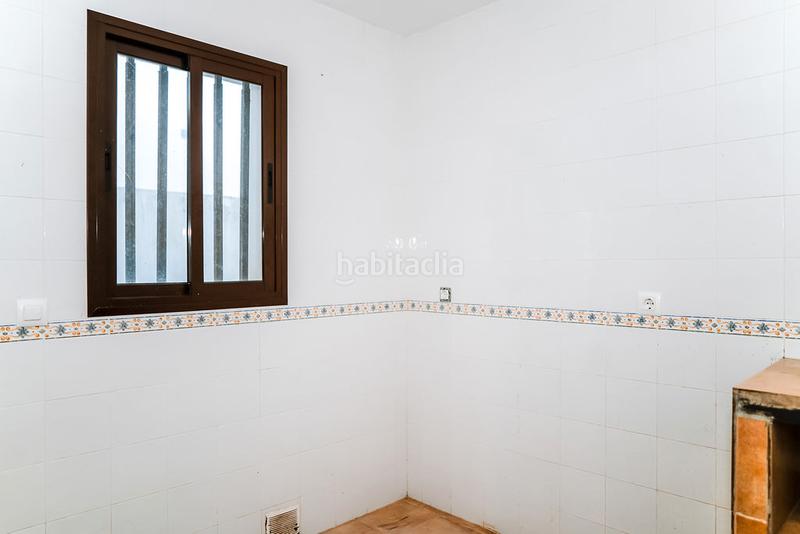 Foto 241497c2-4c01-4ae8-8e35-b60e249a0124. Casa pareada solvia inmobiliaria chalet adosado en Cortegana