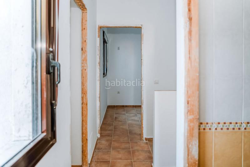 Foto b8fe67f3-1718-42e2-88da-11da7a16e878. Casa pareada solvia inmobiliaria chalet adosado en Cortegana