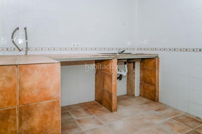Foto e01128bd-cc42-4528-8421-7e918eee94a9. Casa pareada solvia inmobiliaria chalet adosado en Cortegana