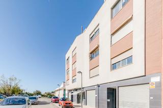 Local Comercial  C/ josefa ahuir. Solvia inmobiliaria  locales algemesí