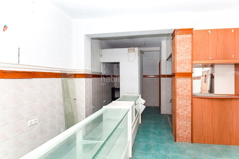 Foto fe8b6b0f-2186-4452-aecb-d720c88028d9. Locale commerciale in Plaza Elíptica - República Argentina Gandia