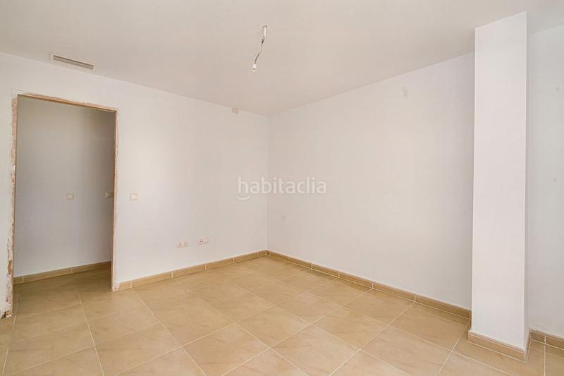 Foto 2eac94e2-3176-48c1-90b8-ce5c60b31bce. Édifice dans Castalla