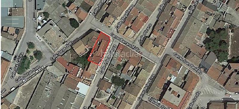 Foto 3f147d6e-7c4d-48ae-b4e7-c6bf71a5c203. Édifice dans Castalla