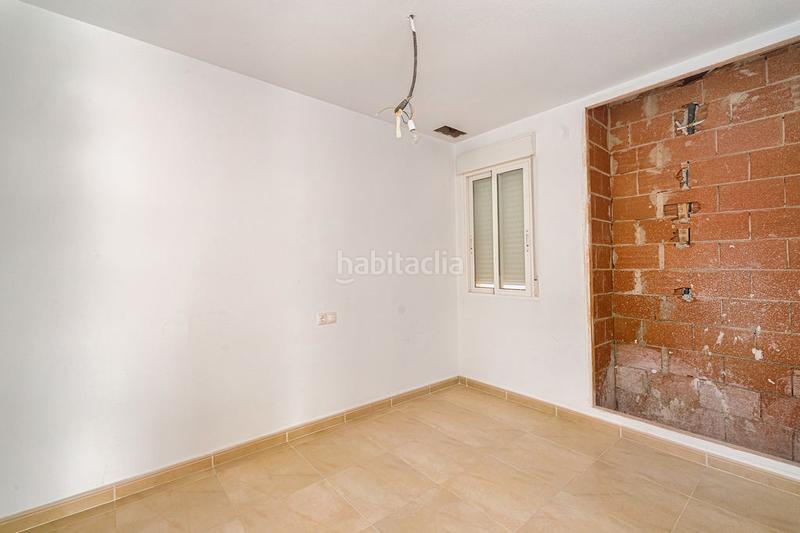 Foto 41513ad8-81fc-48f2-bddd-987c6269128e. Édifice dans Castalla