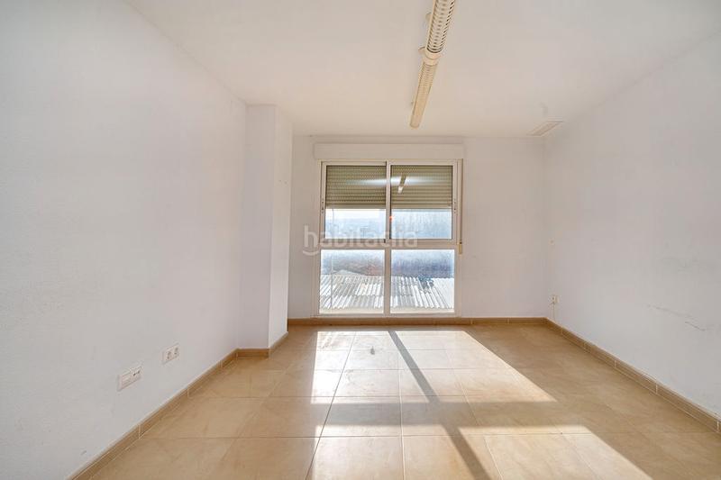 Foto dc4ea8a1-8ae3-4304-b12c-0b70fd33573f. Édifice dans Castalla