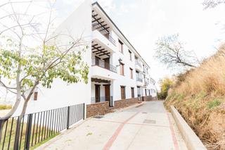Pis  C/ carretera de bayarcal. Solvia inmobiliaria  piso paterna del río
