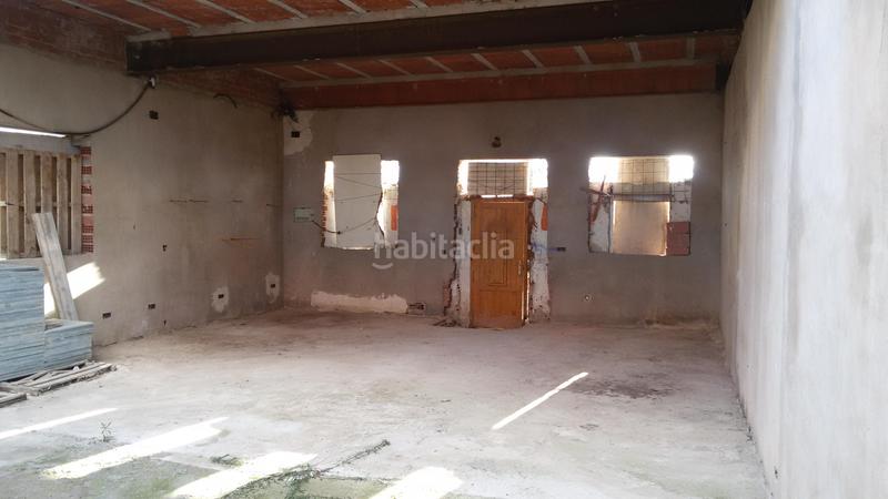 Foto b3a69567-f098-4d8b-84b1-a751956f8bac. Édifice dans San Crispín-Huerta Nueva-Estación Elda