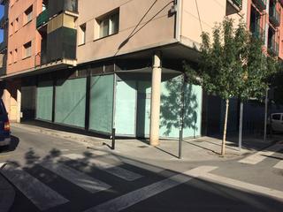 Local Comercial  C/ pere iii. Solvia inmobiliaria  locales figueres