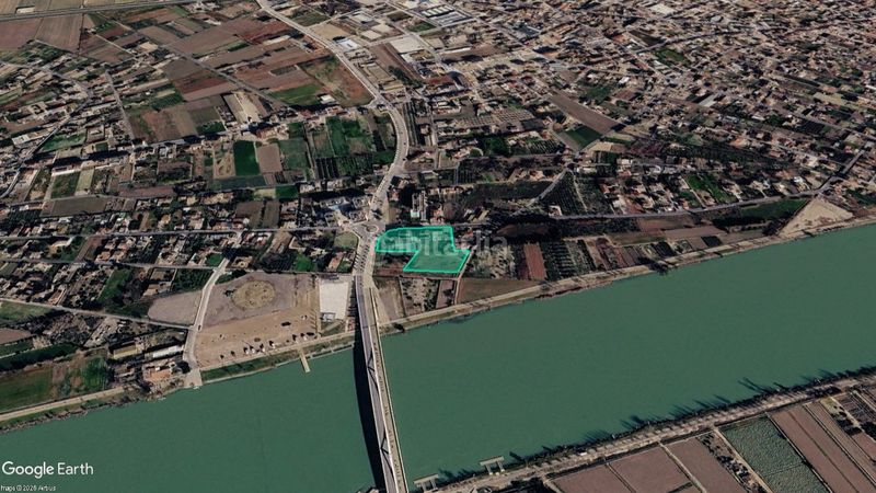 Foto 52cba1bf-f015-4fe2-a95d-2905399f829d. Edificio in Deltebre