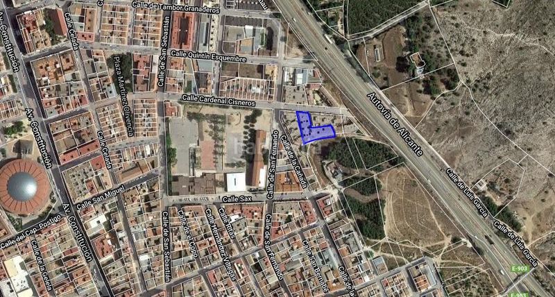 Foto 73156811-d13f-4638-ac27-5cf9d2e16135. Edifici a La Paz Villena