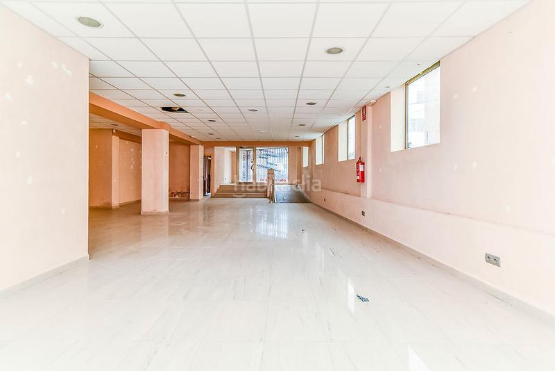 Foto 5d273884-f5fb-4359-8227-138c72f14ca7. Locale commerciale in Morell (El)