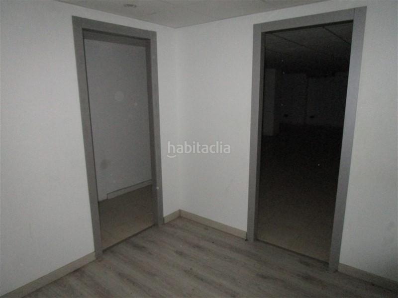 Foto 7053c2a1-7feb-4e75-a6d9-1d8be6a52f5f. Local comercial a Mar i Camp - Platja dels Capellans Salou