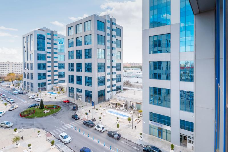 Foto 17dbc7b8-7b17-4ea3-9960-4a9c4a901027. Bureau dans San Jerónimo - La Bachillera Sevilla