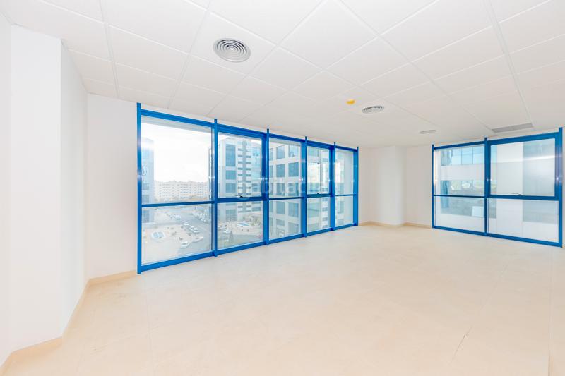 Foto cdb21fa0-663f-41f1-8177-78a3e3cf51c2. Bureau dans San Jerónimo - La Bachillera Sevilla