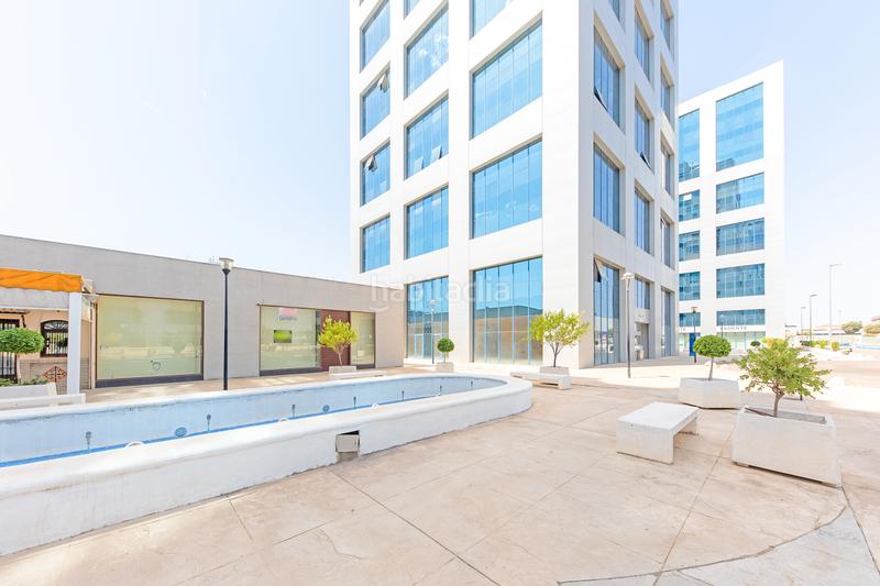 Foto fcc3cc7a-be5b-4b29-8595-909cd929ac41. Bureau dans San Jerónimo - La Bachillera Sevilla