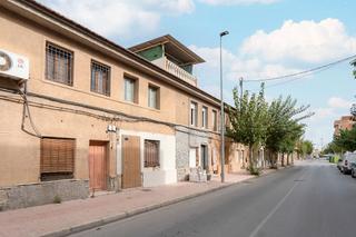 Chalet  Av san josé obrero. Solvia inmobiliaria  casa alcantarilla