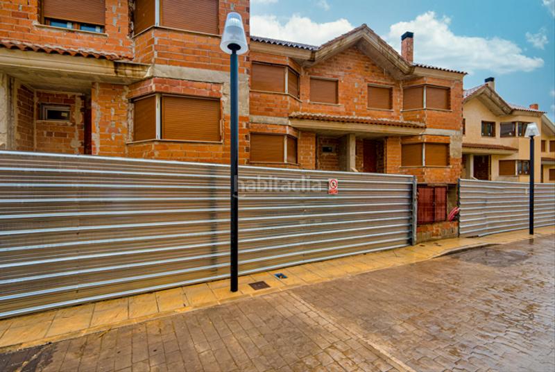 Foto e42acaef-6eb6-4292-97c3-a3ac600137ca. Edifici a Zona Nord Alcoi
