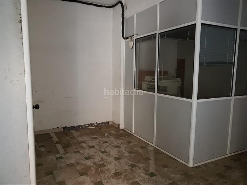 Foto c00c63e8-6b35-48bc-9011-fa86945a5a56. Local commercial dans Creu de Barberà Sabadell