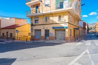 Pis  C/ costera encarnelles. Solvia inmobiliaria  piso crevillent