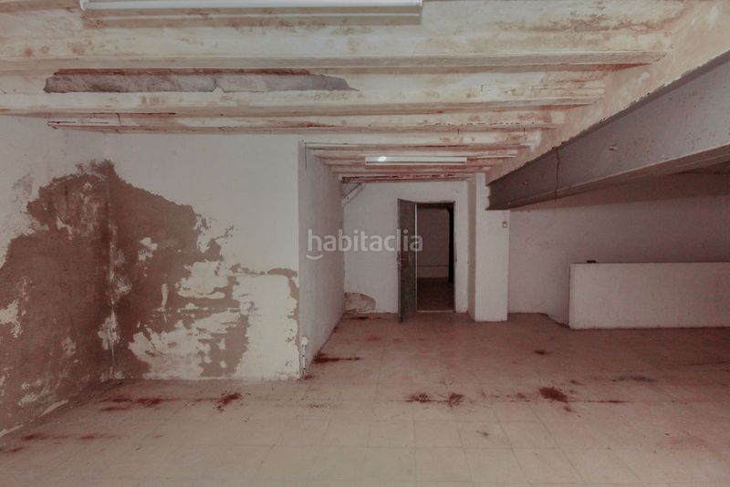 Foto 8611b953-f550-465e-9148-130a725651c1. Local comercial a Raval Barcelona