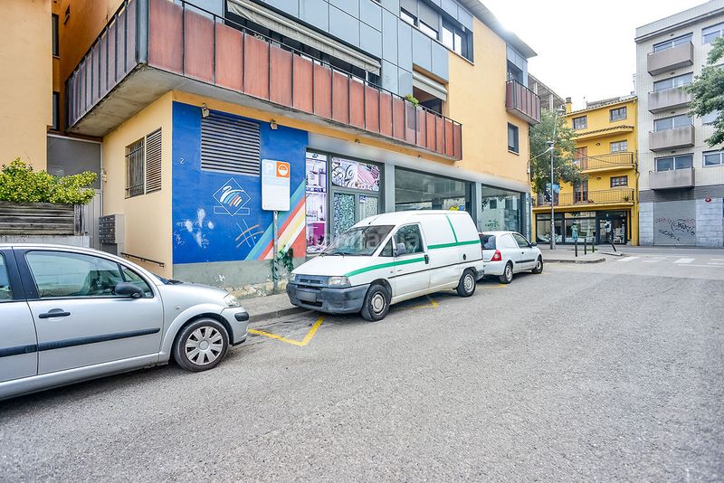 Foto 8828ccbb-da9d-43f5-a3aa-9fc0b5222697. Local comercial a Santa Eugenia Girona