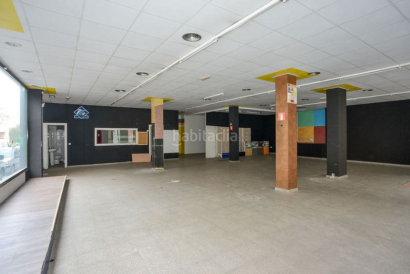 Foto be77cd08-3254-41d3-b17e-e26565ba71c4. Local comercial a Santa Eugenia Girona