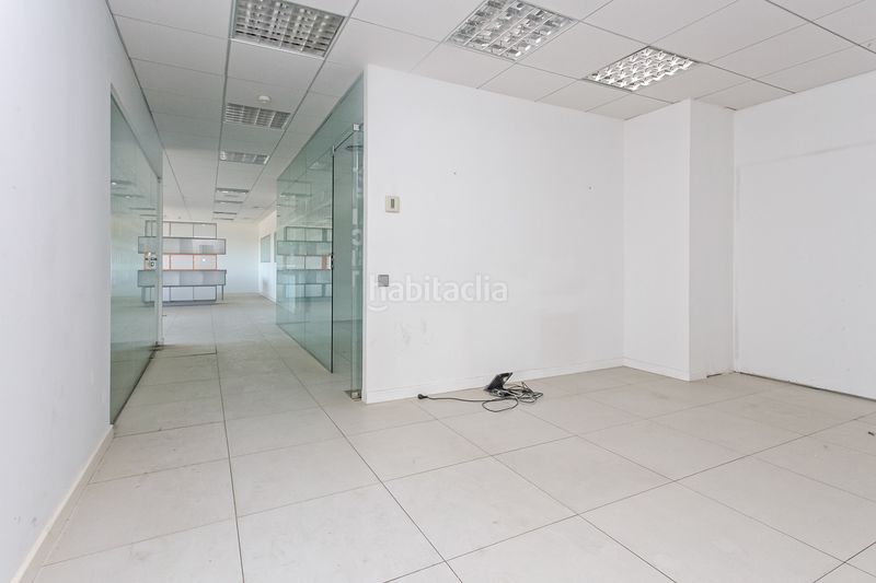 Foto eeaab7fc-de5f-41b9-b597-631c466a93b2. Oficina solvia inmobiliaria oficinas en Roquetes-Can Magí Sant Cugat del Vallès