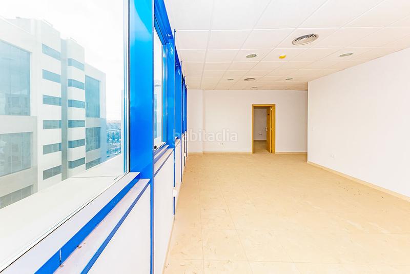 Foto eb37fd70-7083-4caa-9ff3-da10be66c260. Ufficio con parcheggio in San Jerónimo - La Bachillera Sevilla