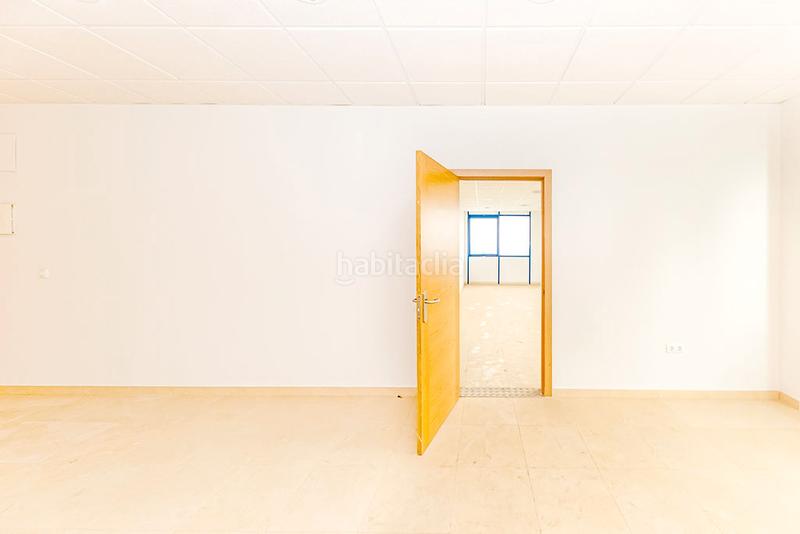 Foto 896c1825-d22f-4adf-87c0-6b7958f3c4c1. Büro mit parking in San Jerónimo - La Bachillera Sevilla