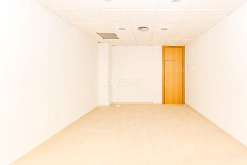 Foto c964d4ac-3a02-4946-90cb-e2e90246669a. Büro mit parking in San Jerónimo - La Bachillera Sevilla