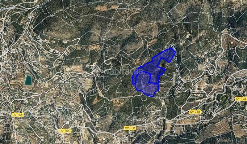 Foto b47772c8-7fd0-4f42-9813-3c7e8284ac8a. Finca rústica solvia inmobiliaria suelo urbanizable en Finestrat