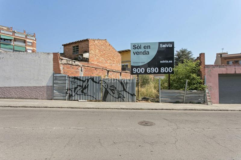 Foto 3ef721e6-c9d8-4466-8aaa-3ffa8951caaf. Fondo rustico in Col·legis Nous Mollet del Vallès