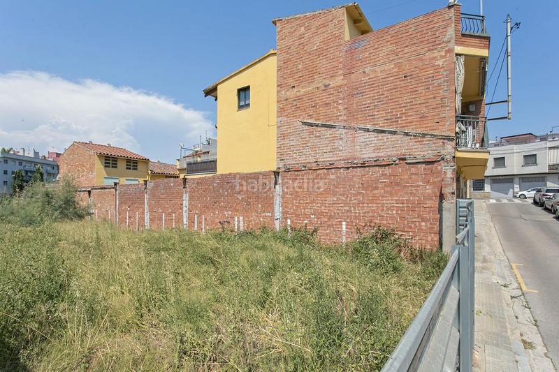 Foto c82db206-2328-41c2-96e4-c9ead46c87eb. Fondo rustico in Col·legis Nous Mollet del Vallès