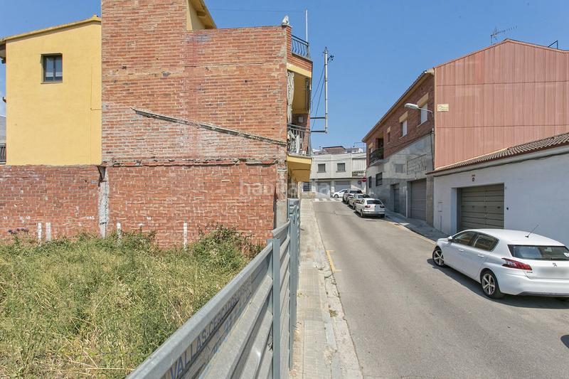 Foto f8935685-6f21-40db-b8be-92c11726a861. Fondo rustico in Col·legis Nous Mollet del Vallès