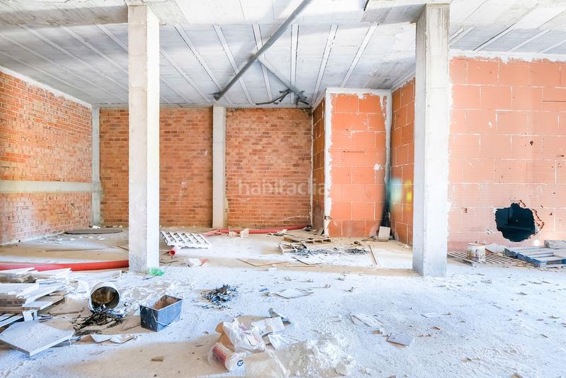 Foto c81a60b3-72d5-4693-a1ad-7492700e1a23. Local commercial dans Atarfe