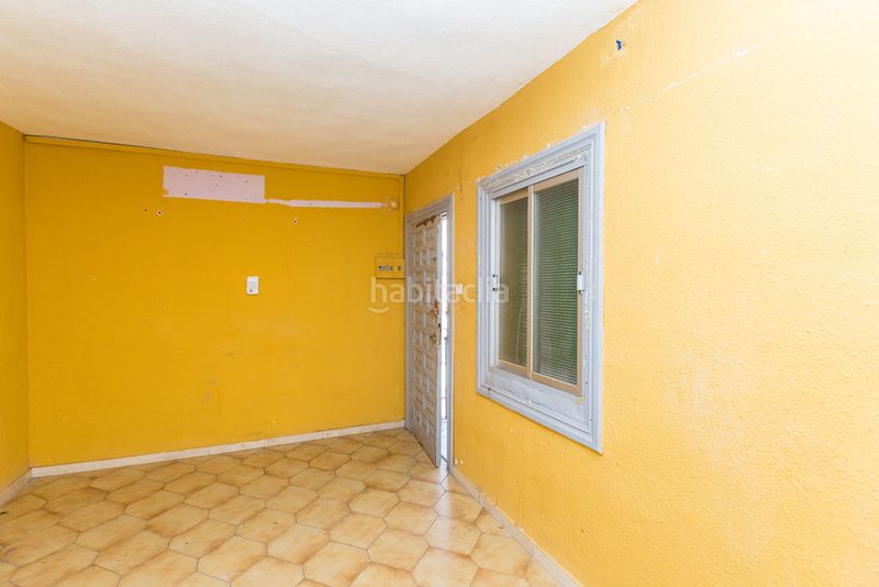 Foto 90c66ad8-fa06-48d9-beec-15185fb6f532. Pis a La Chanca - Pescadería Almería