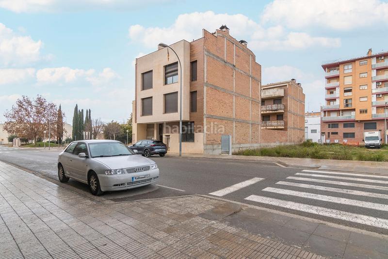 Foto 2ad2f81b-5d6c-4c76-bb0e-17146b8567ff. Edificio solvia inmobiliaria en construccion en Almacelles