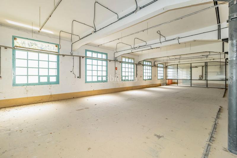 Foto fe38b761-4fb1-4634-b24f-8b76fcd3c9da. Nave industrial solvia inmobiliaria nave industrial en Manresa